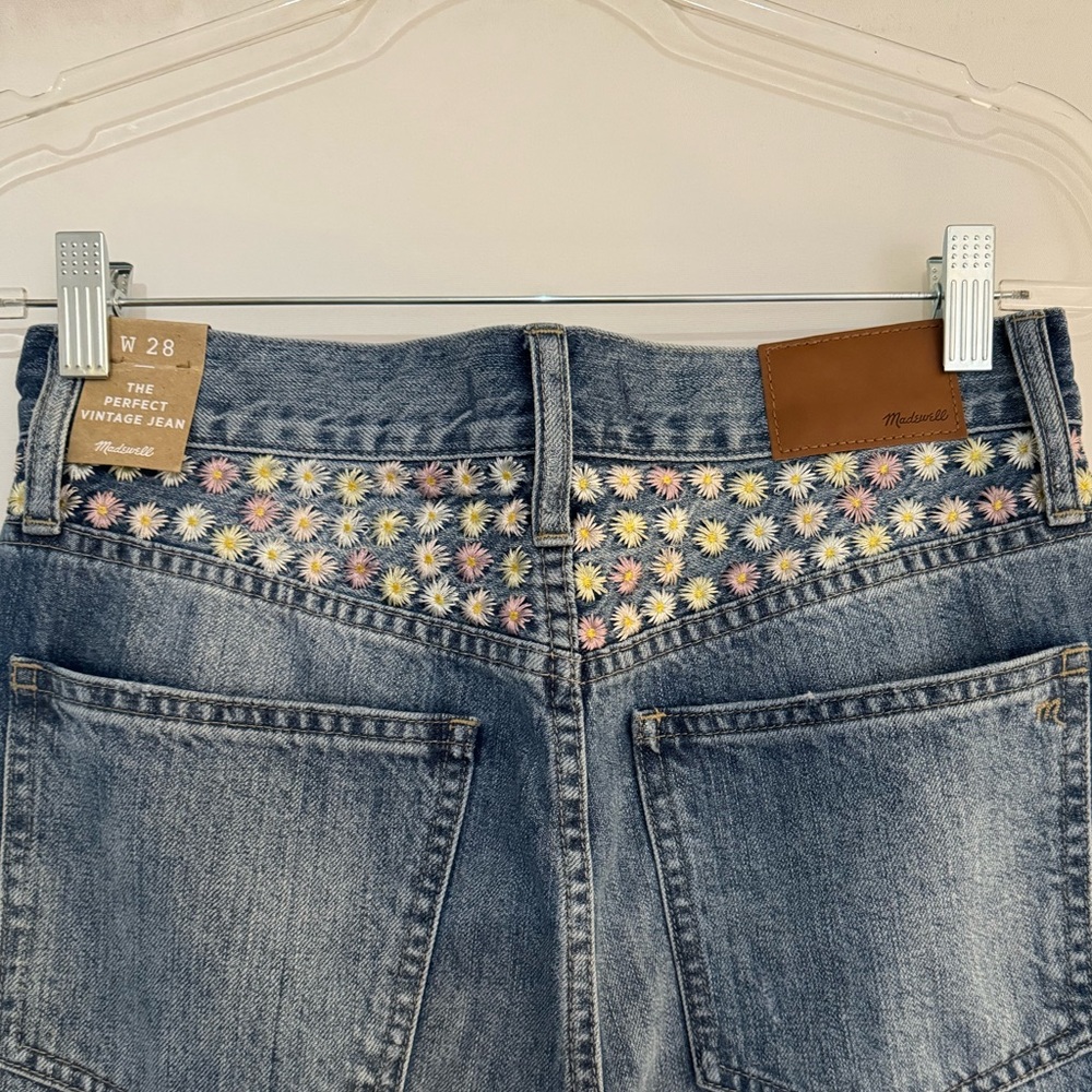 Madewell Floral stitch Jeans - Picture 4 of 7